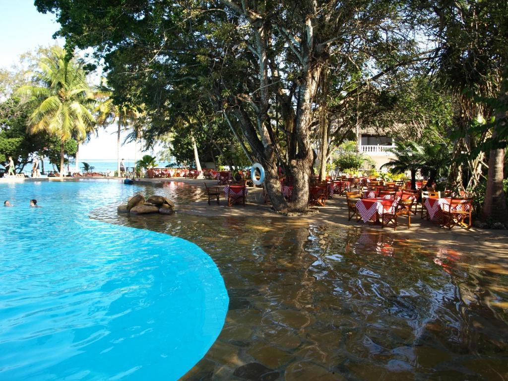 Papillon Lagoon Reef Hotel Diani Beach Extérieur photo